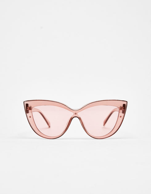 Cat eye sunglasses